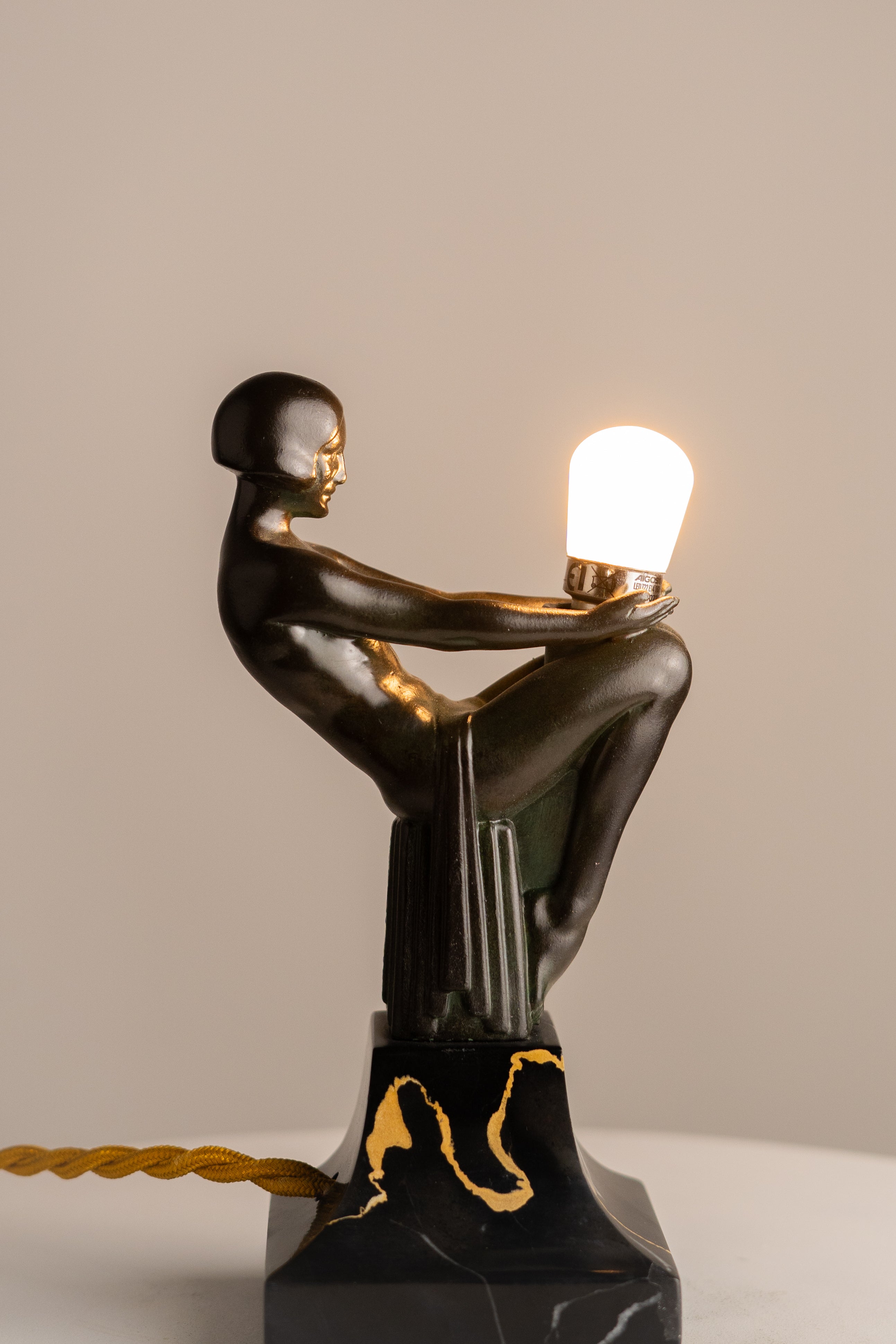 Max Le Verrier - Art Deco Lamp - Songe Lumineux