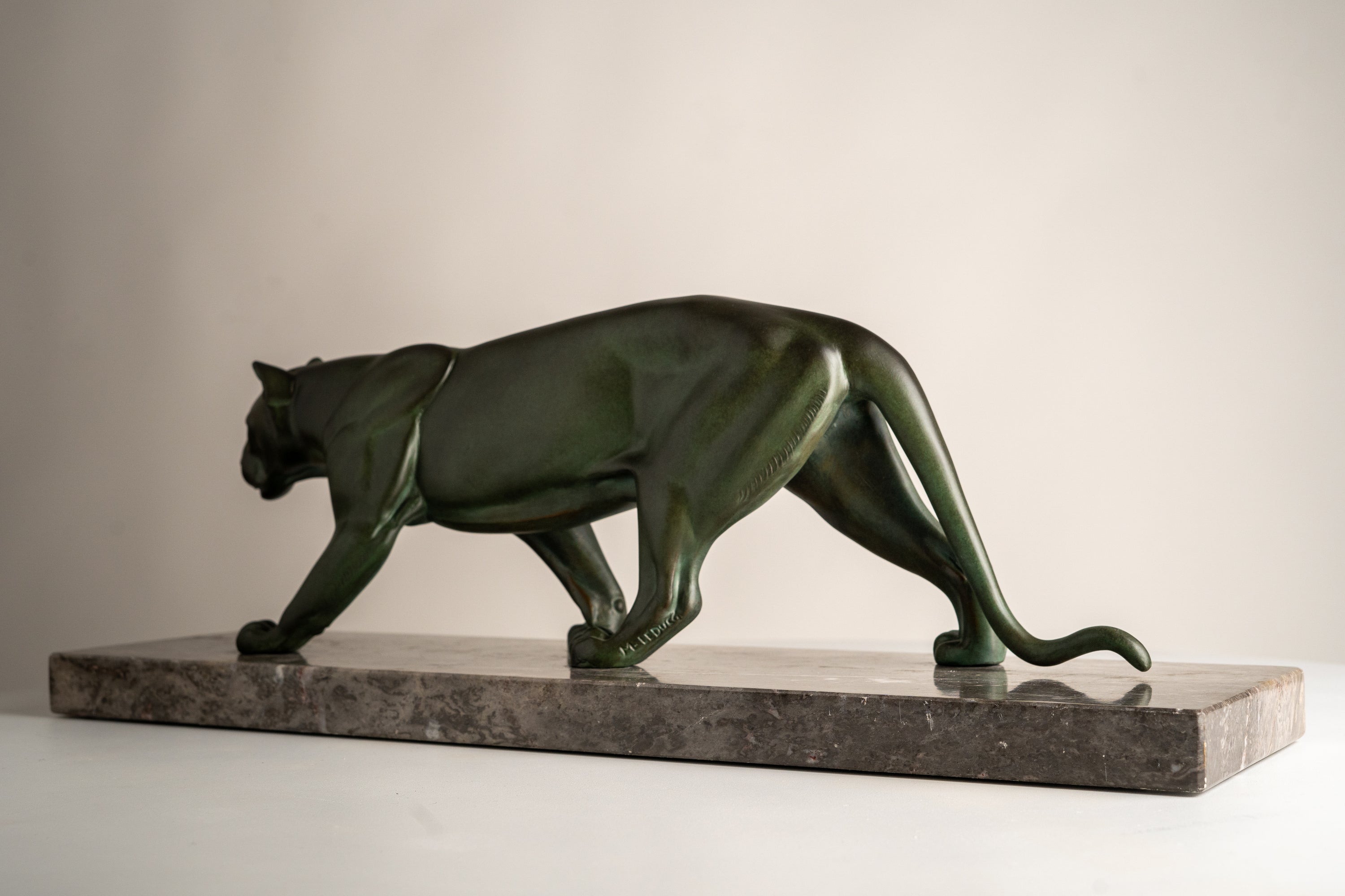 M. Leducq - Art Deco Sculpture of a Panther