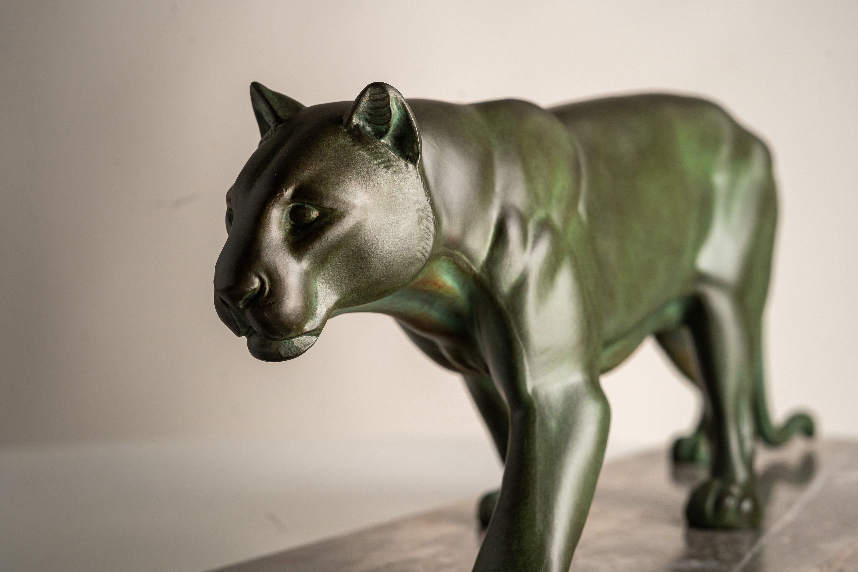 M. Leducq - Art Deco Sculpture of a Panther