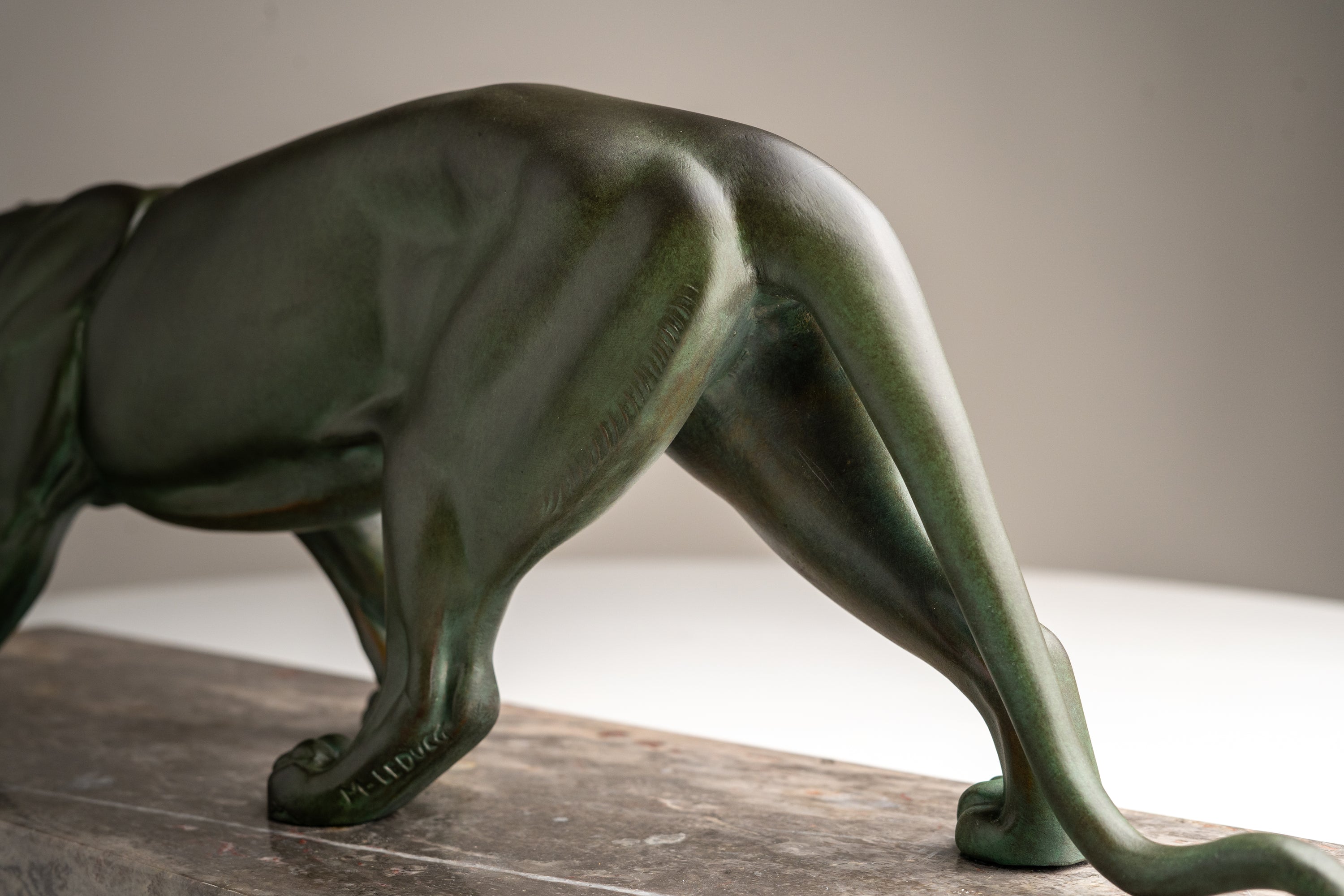 M. Leducq - Art Deco Sculpture of a Panther