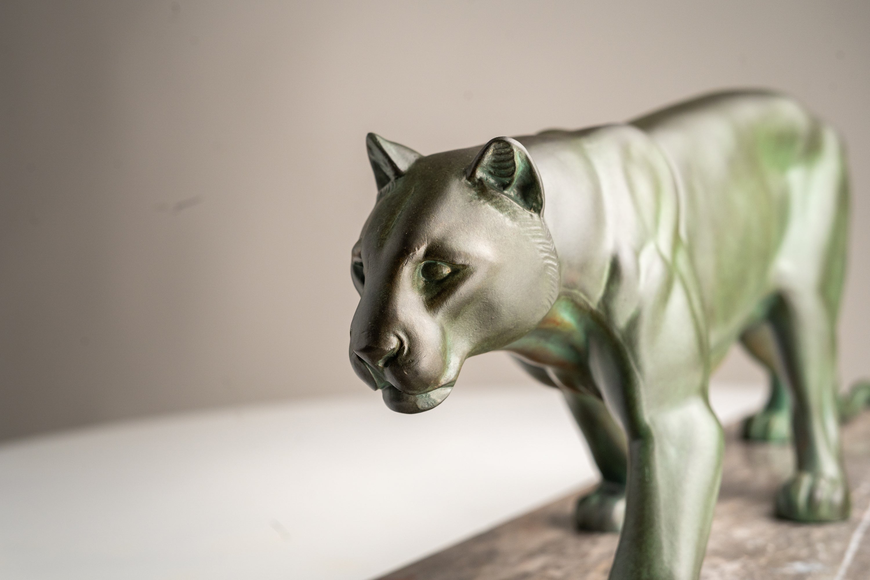 M. Leducq - Art Deco Sculpture of a Panther