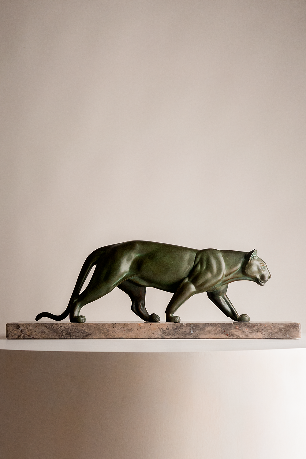 M. Leducq - Art Deco Sculpture of a Panther